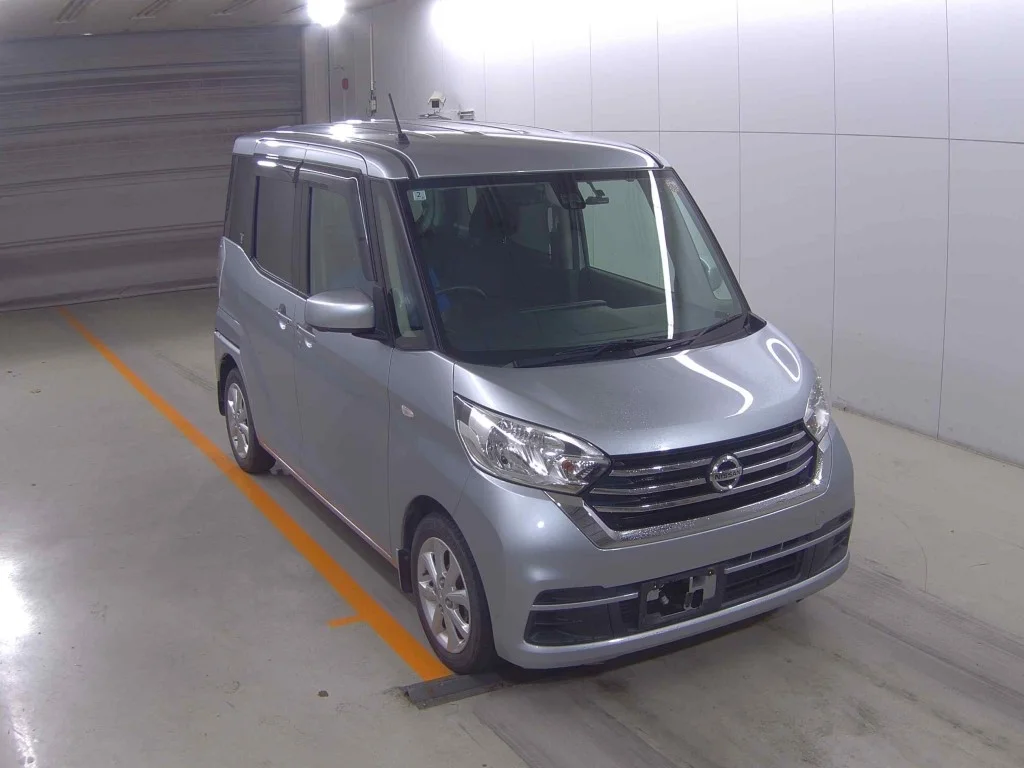 Nissan Dayz Roox B21A 2018